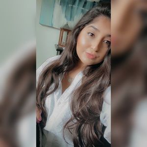 Meet your Posher, Ana